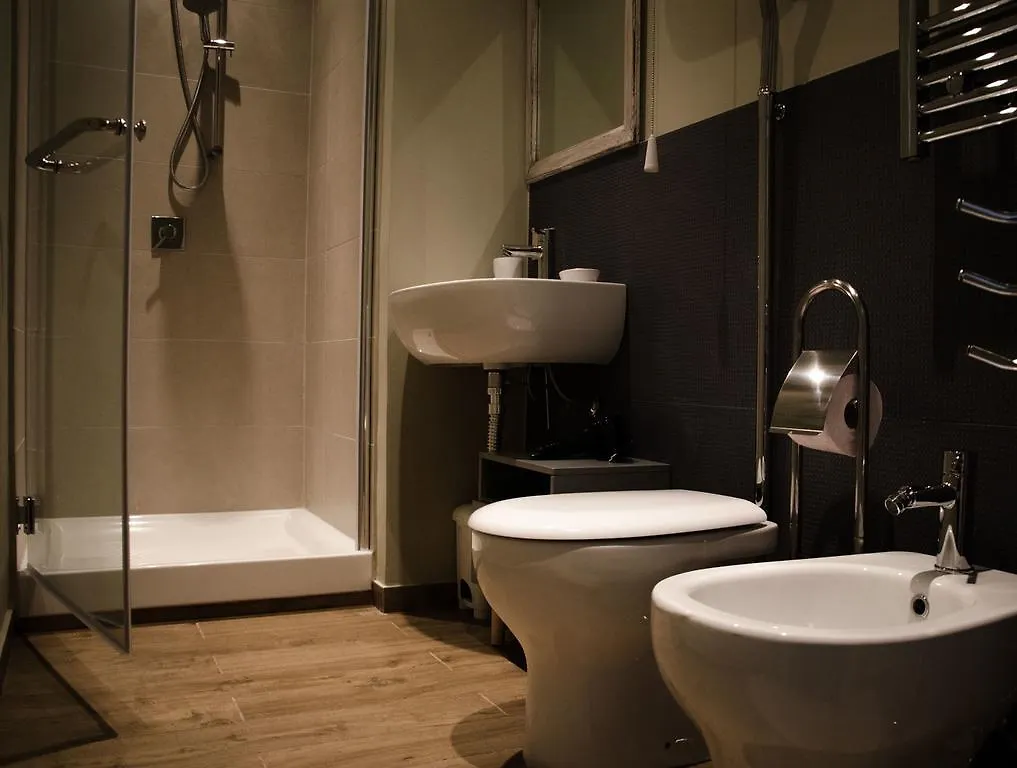 Guelio Al Massimo Suites&Breakfast パレルモ ゲストハウス